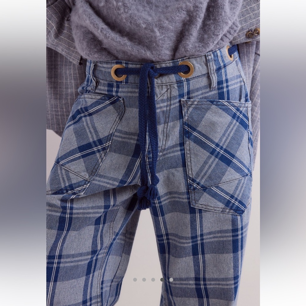 We The Free Blue Plaid Relaxed Women's Jeans - Picture 2 of 12